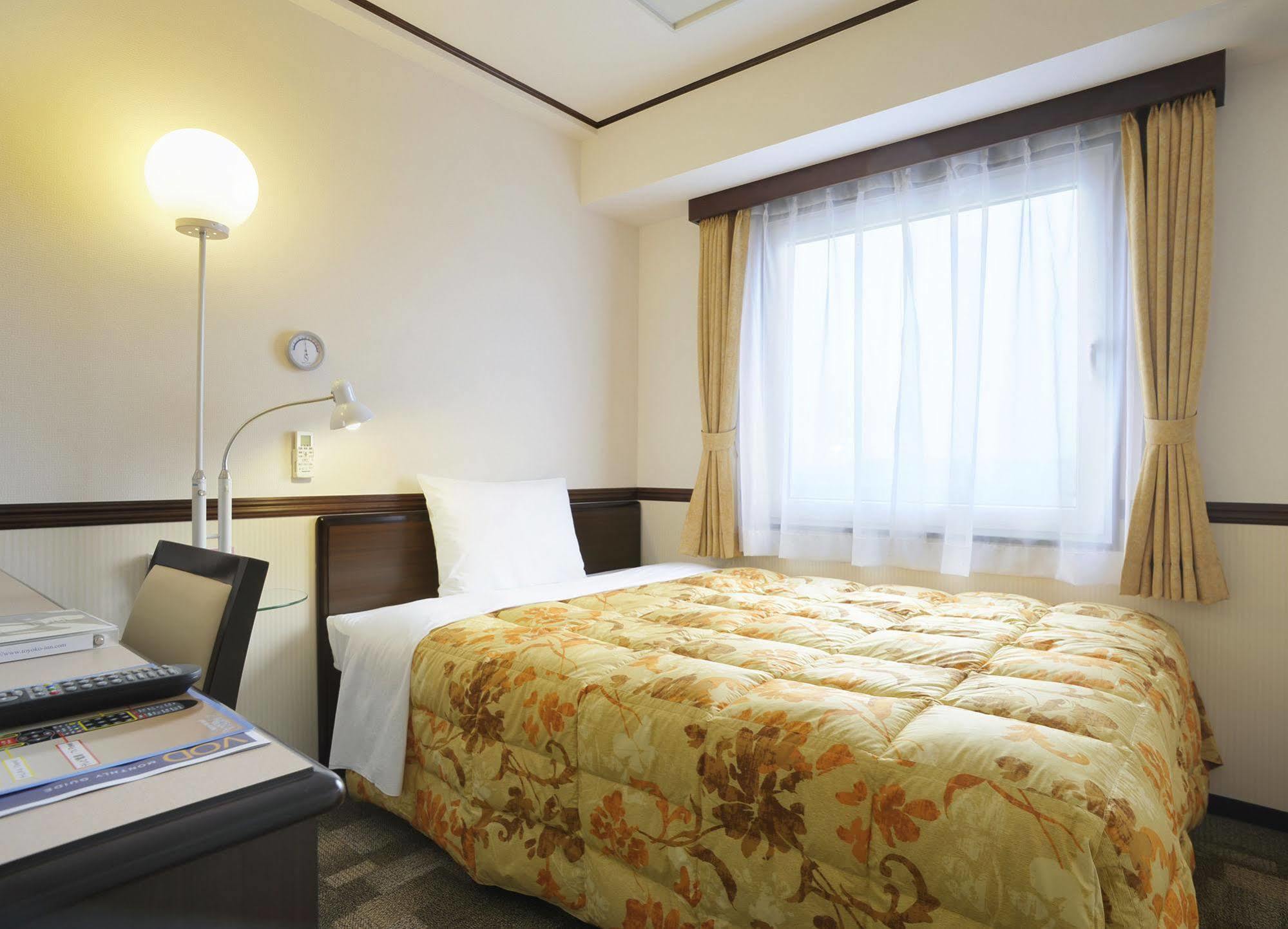 Toyoko Inn Aioi Eki Shinkansen Guchi Εξωτερικό φωτογραφία