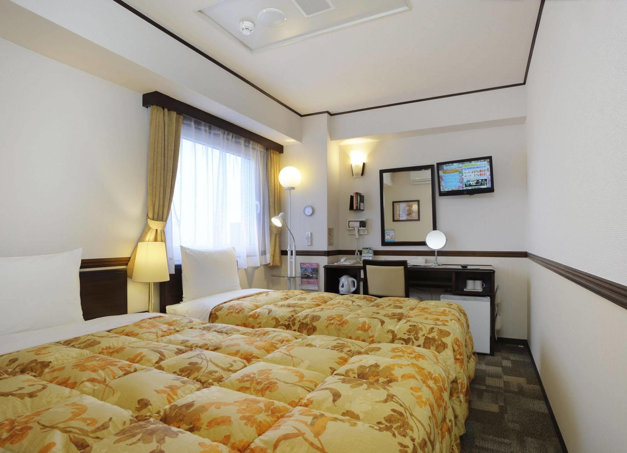 Toyoko Inn Aioi Eki Shinkansen Guchi Εξωτερικό φωτογραφία